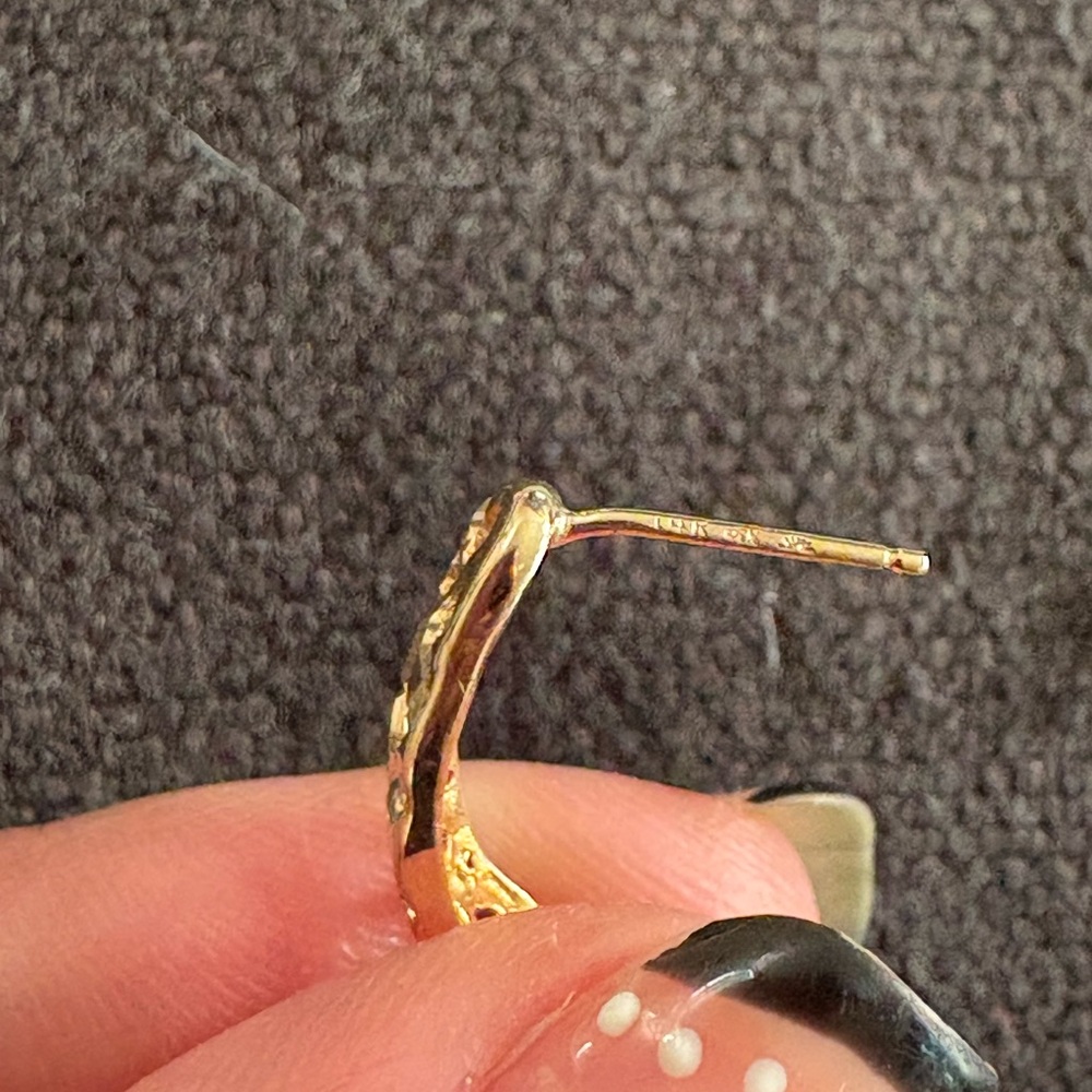 Chic 14k Gold Textured Earrings - Picture 7 of 12